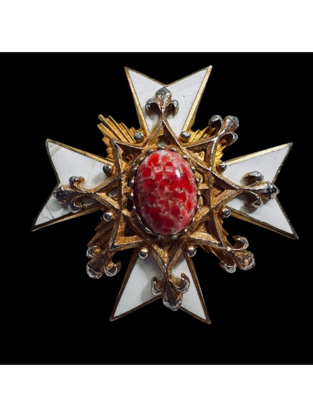 Vintage Heraldic Maltese Cross Brooch Red Mottled Art Glass Cabochon White Glass